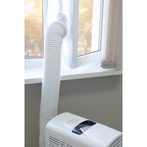 Thermal insulation window kit for mobile air conditioner 